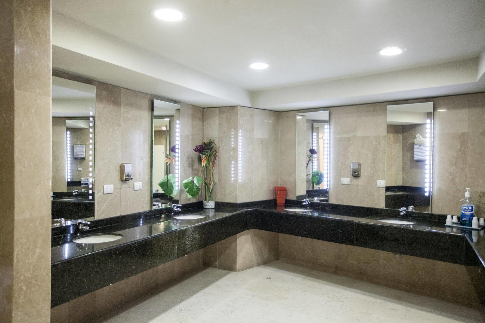 Lidotel Caracas Bagian luar foto